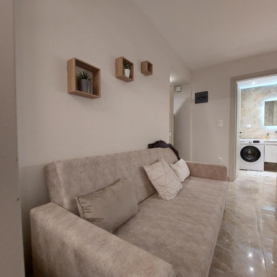 Budget Apartment To The Center 塞萨洛尼基 外观 照片