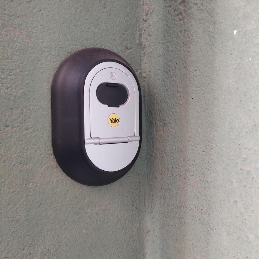 Budget Apartment To The Center 塞萨洛尼基 外观 照片